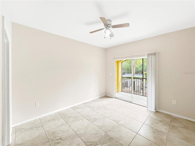 Building Photo - 10205 Courtney Palms Blvd