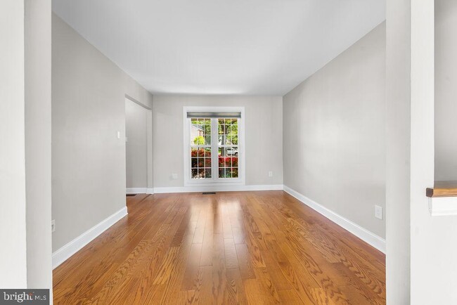 Building Photo - 17429 Gallagher Way