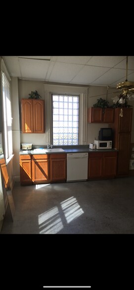 Building Photo - 919 Worth St