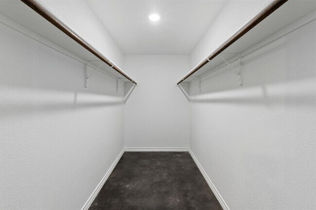 Building Photo - 917 Ramblewood St