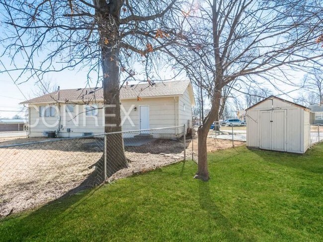 Building Photo - 3 bdrm, 1 bath in KC, MO!