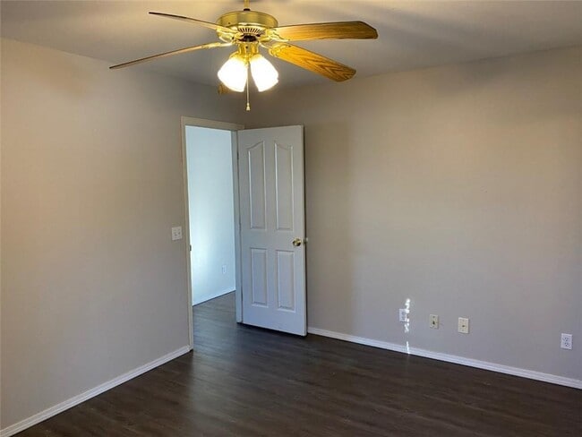 Building Photo - 38 Burnett Cir