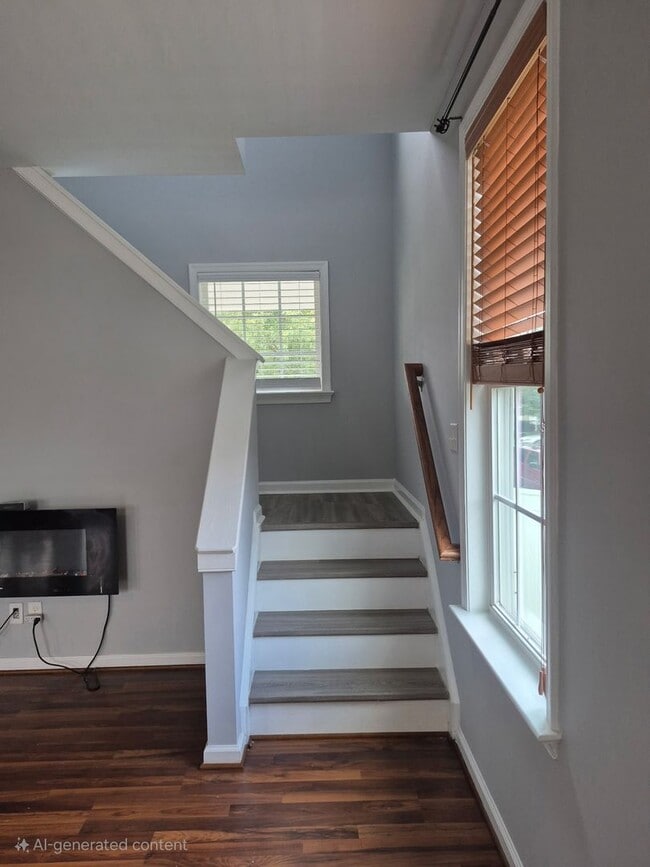 Building Photo - 3 Bedrooms, 2.5 Bathrooms Single Family Home