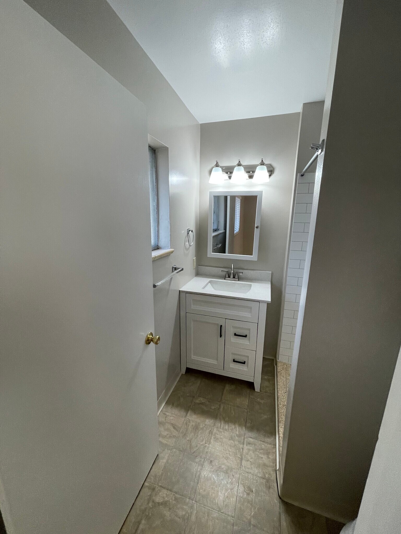 Master bathroom - 7991 E Hampden Cir