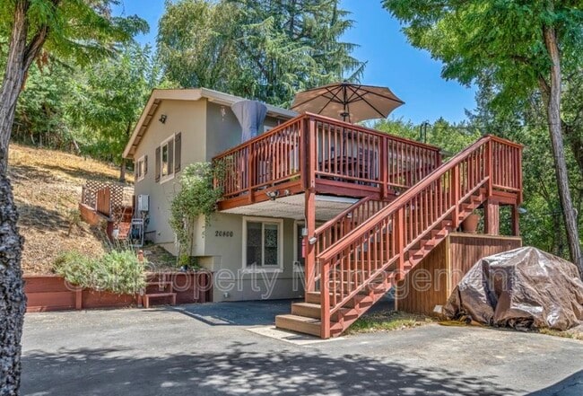 Building Photo - 20800 Locust Dr