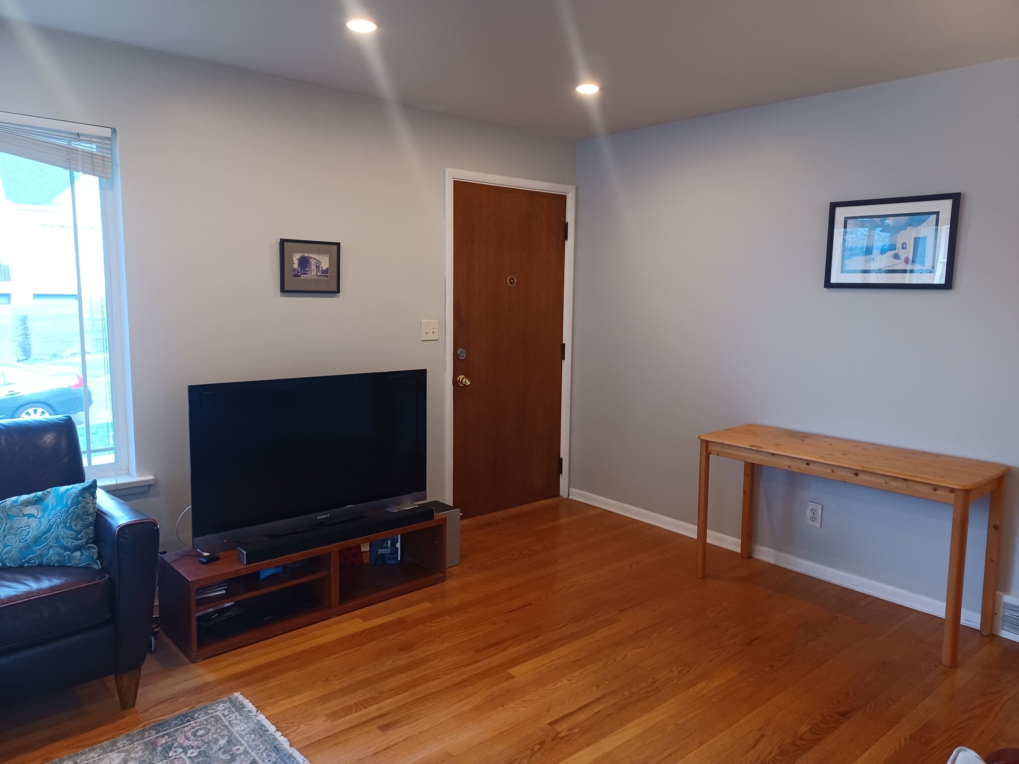Shared living room - 4719 SW Findlay St