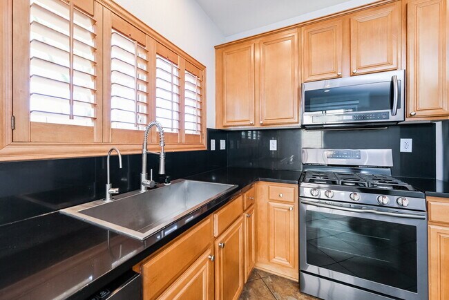 Building Photo - 44 Beach Haven Ave