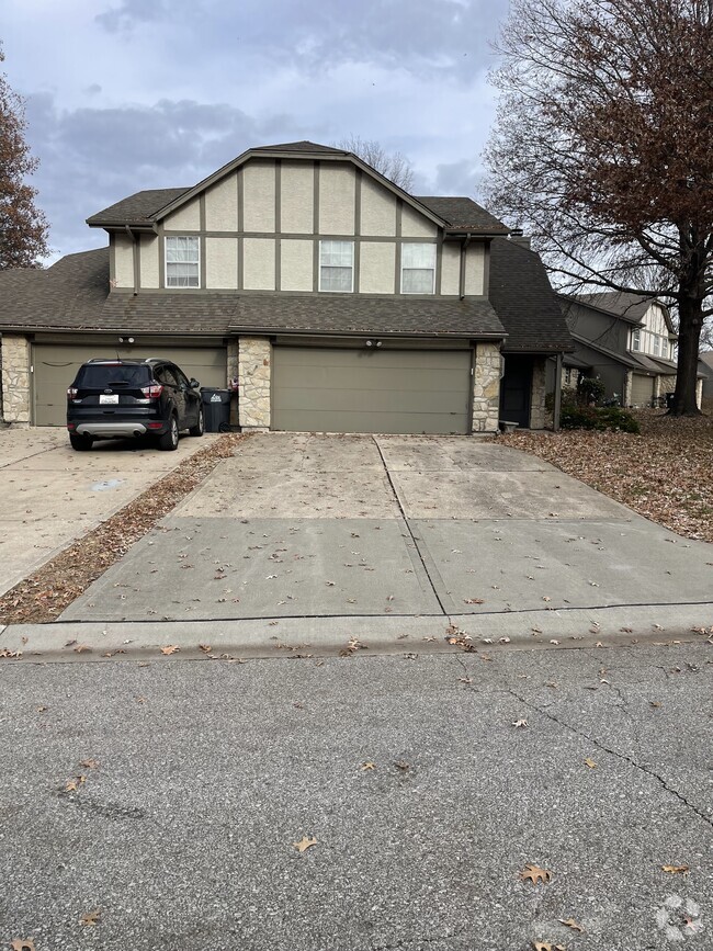Building Photo - 1103 NW Porter Ct