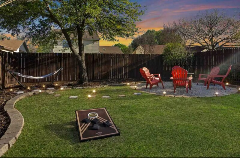 Primary Photo - 1310 Thoreau Ln