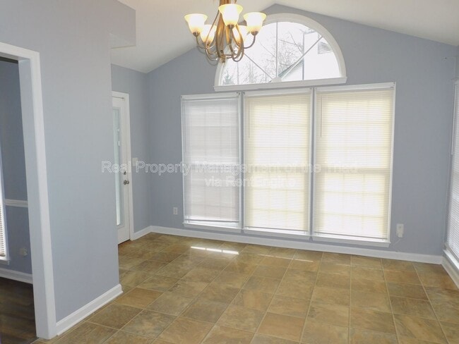 Building Photo - 5101 Mountain Ash Ct