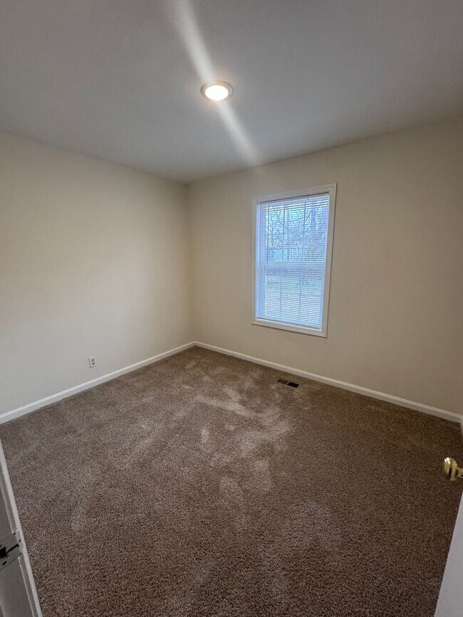 Building Photo - 3521 65th Ave