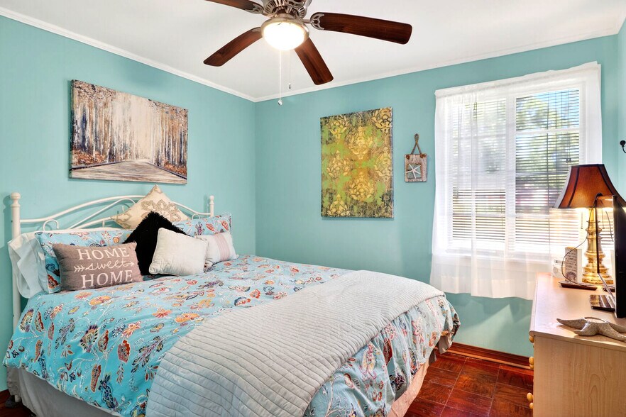 Building Photo - 2349 Ranchland Dr