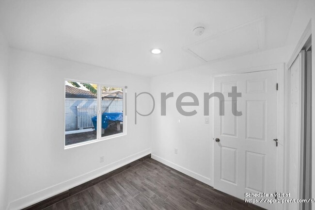 Building Photo - 12313 Lakewood Blvd