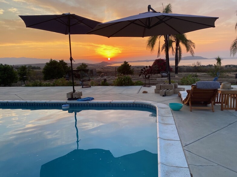 backyard view with beautiful sunsets - 15691 Wendell Park Dr