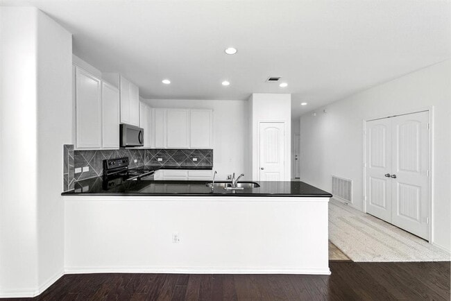 Building Photo - 173 Apricot Dr