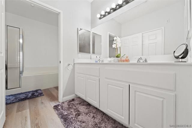 Building Photo - 9728 Marilla Dr
