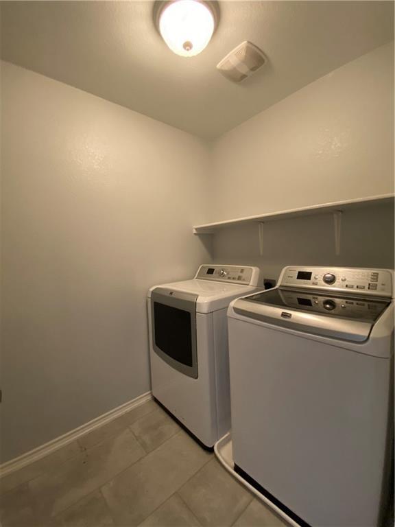 Building Photo - 13205 Sea Biscuit Dr