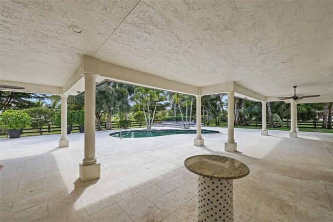 Building Photo - 10630 El Caballo Ct