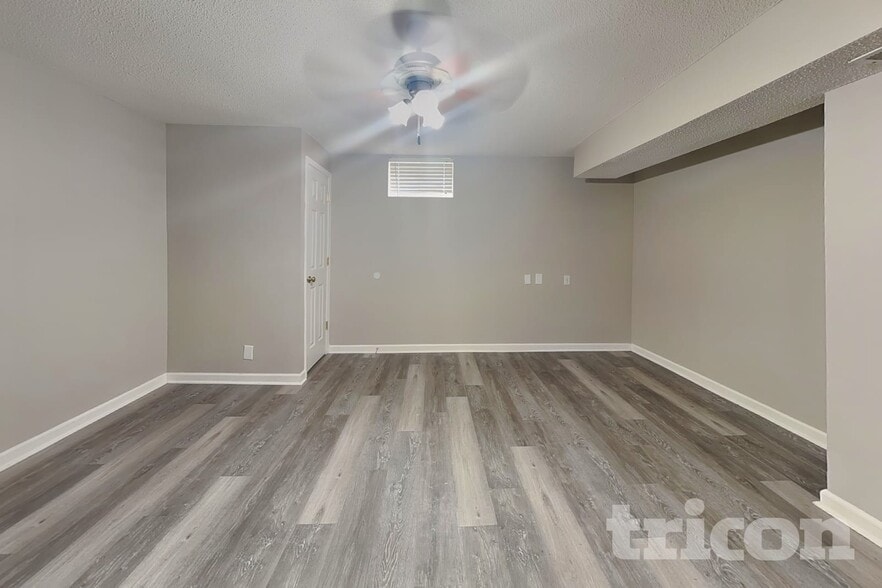 Building Photo - 14513 W 138th Terrace