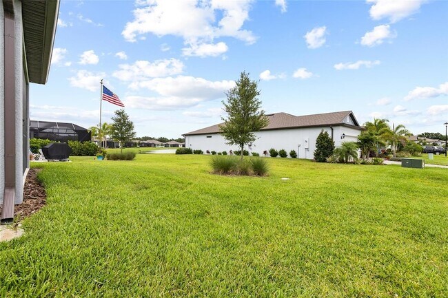 Building Photo - 9454 Ballaster Pointe Lp