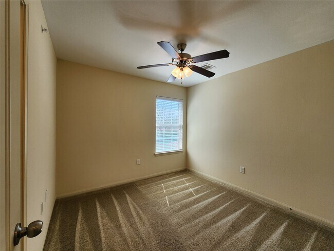 Building Photo - 1714 Doyle Ct