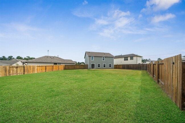 Building Photo - 2224 Cedar Vly Dr