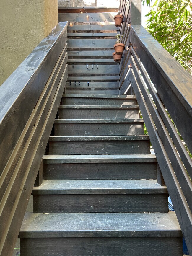 Building Photo - 234 Columbia Pl