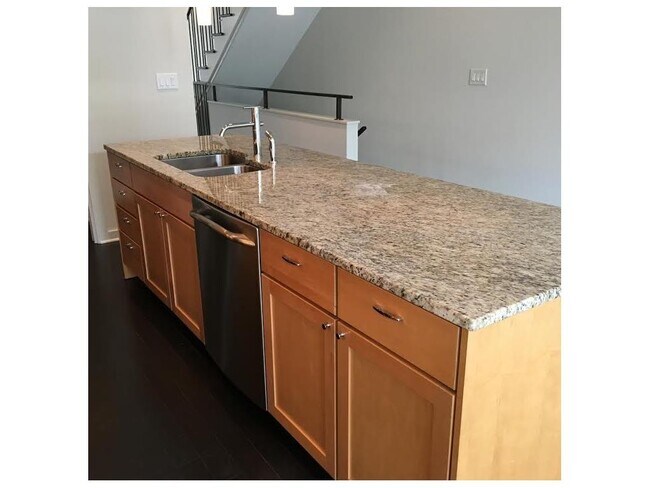 Building Photo - 2134 N Pennsylvania St