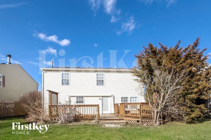 Building Photo - 301 Sunbeam Ln