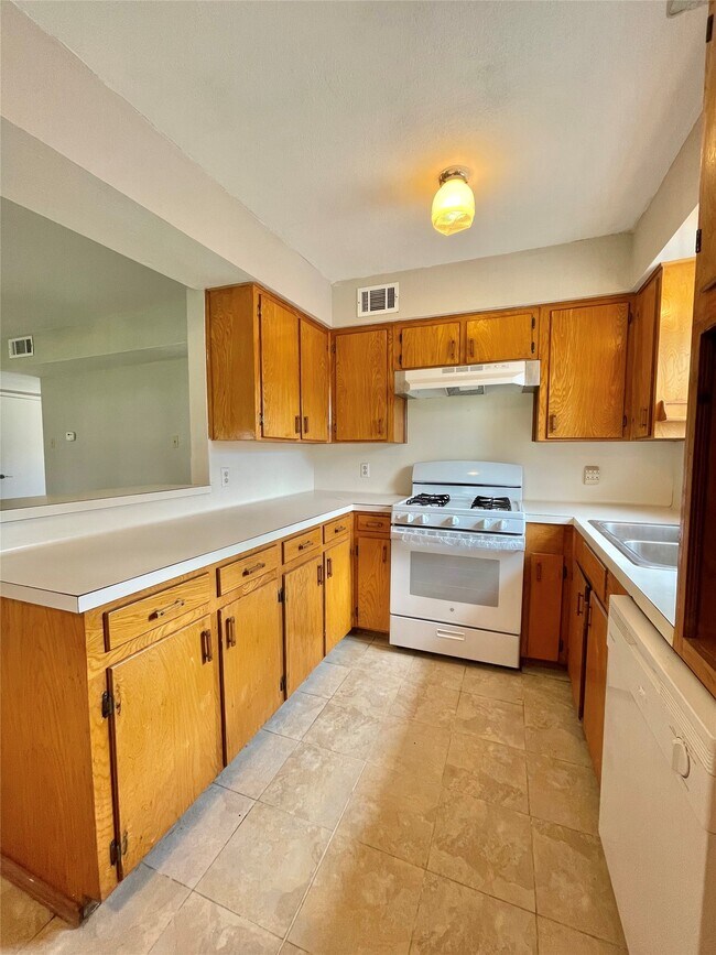Building Photo - 509 Dwyer St