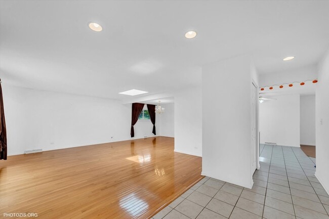 Building Photo - 1820 N Andoa Ln