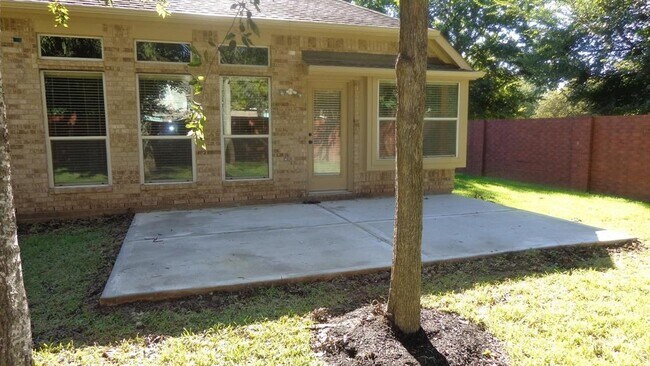 Building Photo - 1523 Stone Canyon Dr