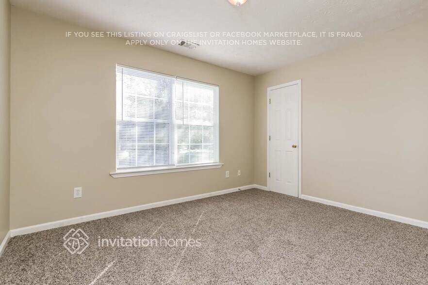 Building Photo - 65 Kenzi Way SW