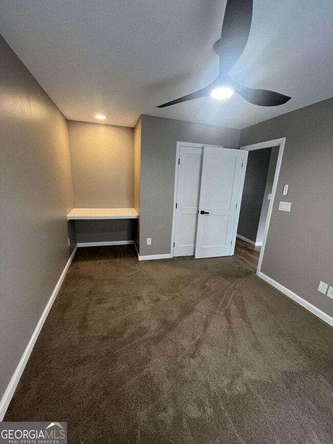 Building Photo - 738 Prince Pl NW