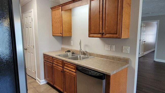Building Photo - Doublecreek Subdivision