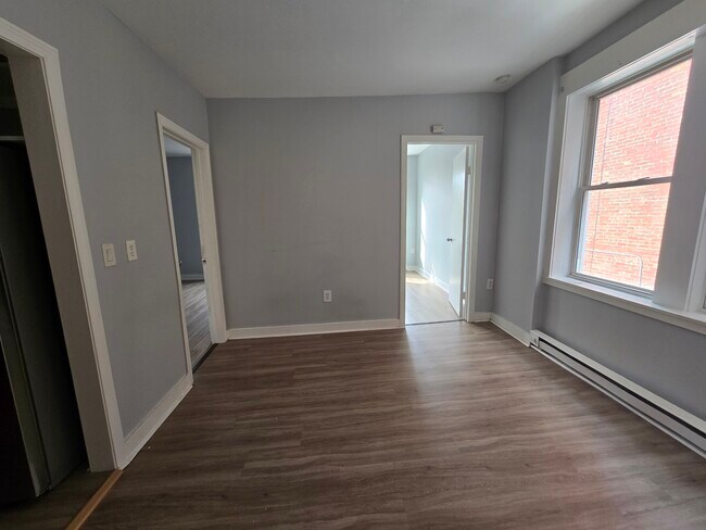 Building Photo - 25 Whittier St