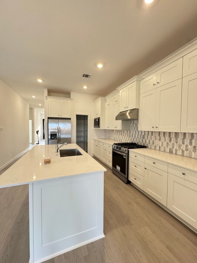 Building Photo - 3020 Pintail Green Dr