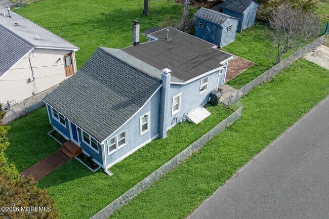 Building Photo - 17 George Rd