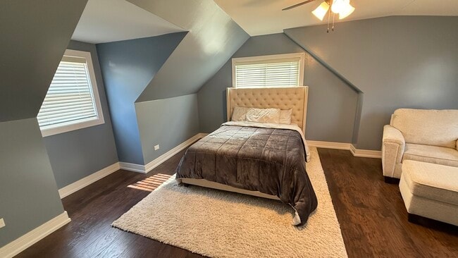 Building Photo - 8408 S Lorel Ave