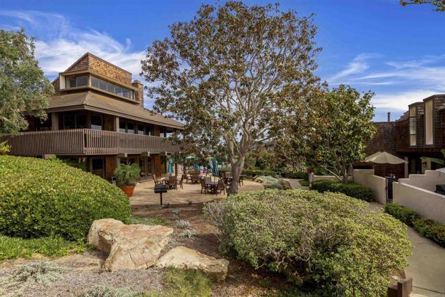 Building Photo - 2271 Del Mar Scenic Pkwy