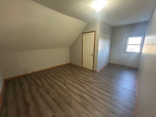 Building Photo - 813-815 S. 14th