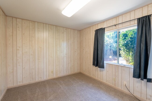 Building Photo - 3 Bedroom Home in Great Gilroy Location!