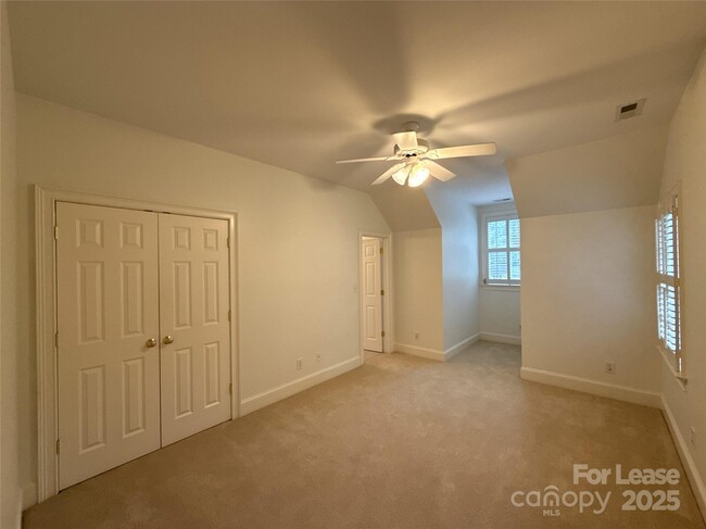 Building Photo - 1500 Ferncliff Rd
