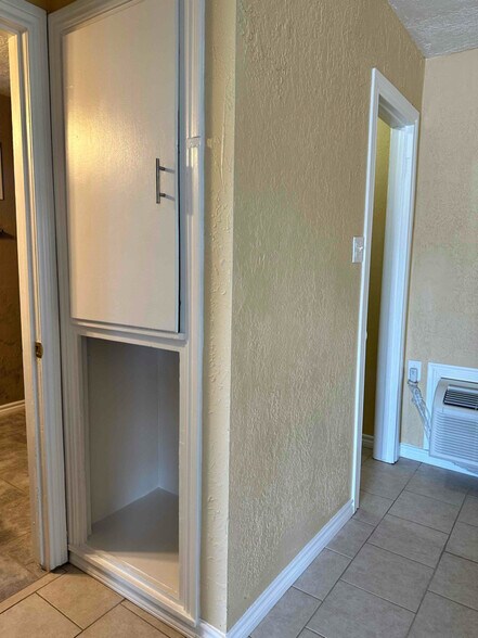 Building Photo - 3 Pine Creek Cir