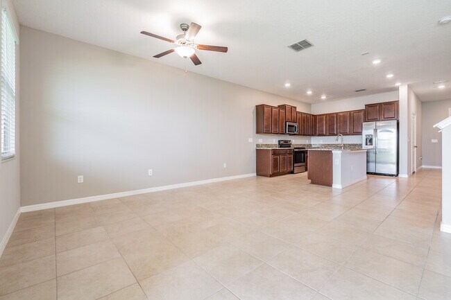 Building Photo - 32069 Blue Passing Loop