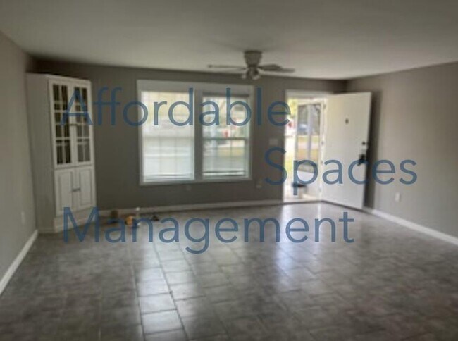 Building Photo - 4077 St Charles Pl