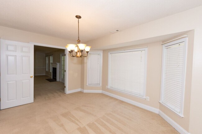 Building Photo - 214 Lee Rogers Rd
