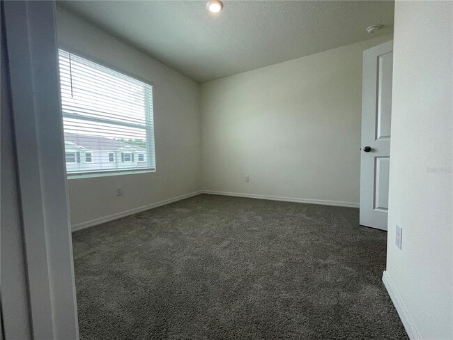 Building Photo - 11127 Crescent Deer Dr