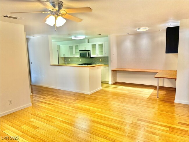 Building Photo - 2200 S Fort Apache Rd