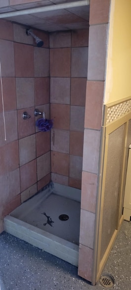 Building Photo - 17368 Patton St